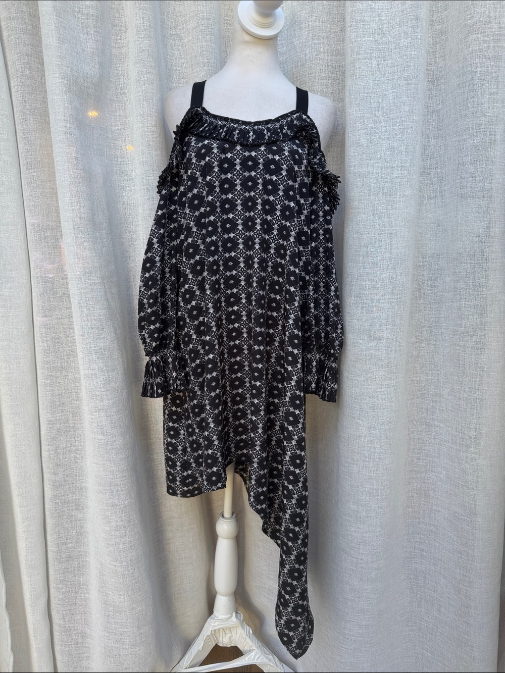 Delfi collective black white geometric print open shoulder dress asymmetric hem